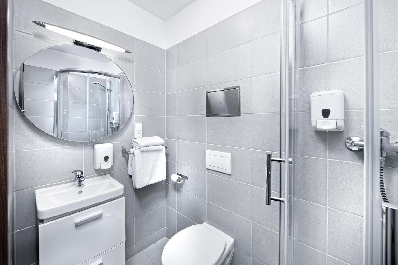 Downtown Suites Chlumova براغ المظهر الخارجي الصورة