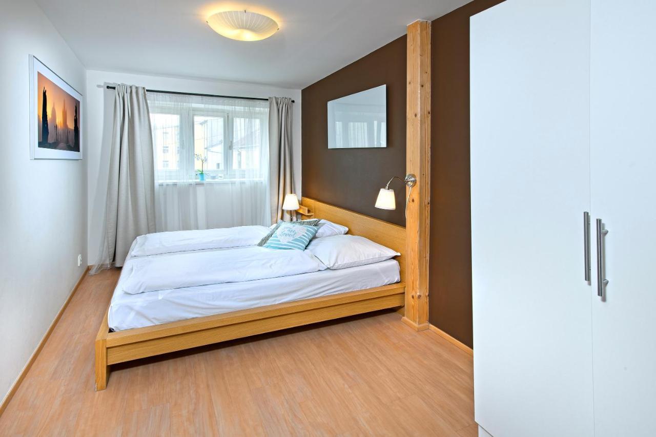 Downtown Suites Chlumova براغ المظهر الخارجي الصورة