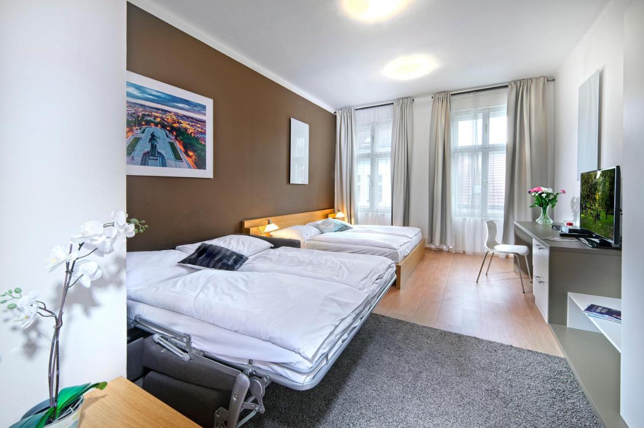 Downtown Suites Chlumova براغ المظهر الخارجي الصورة