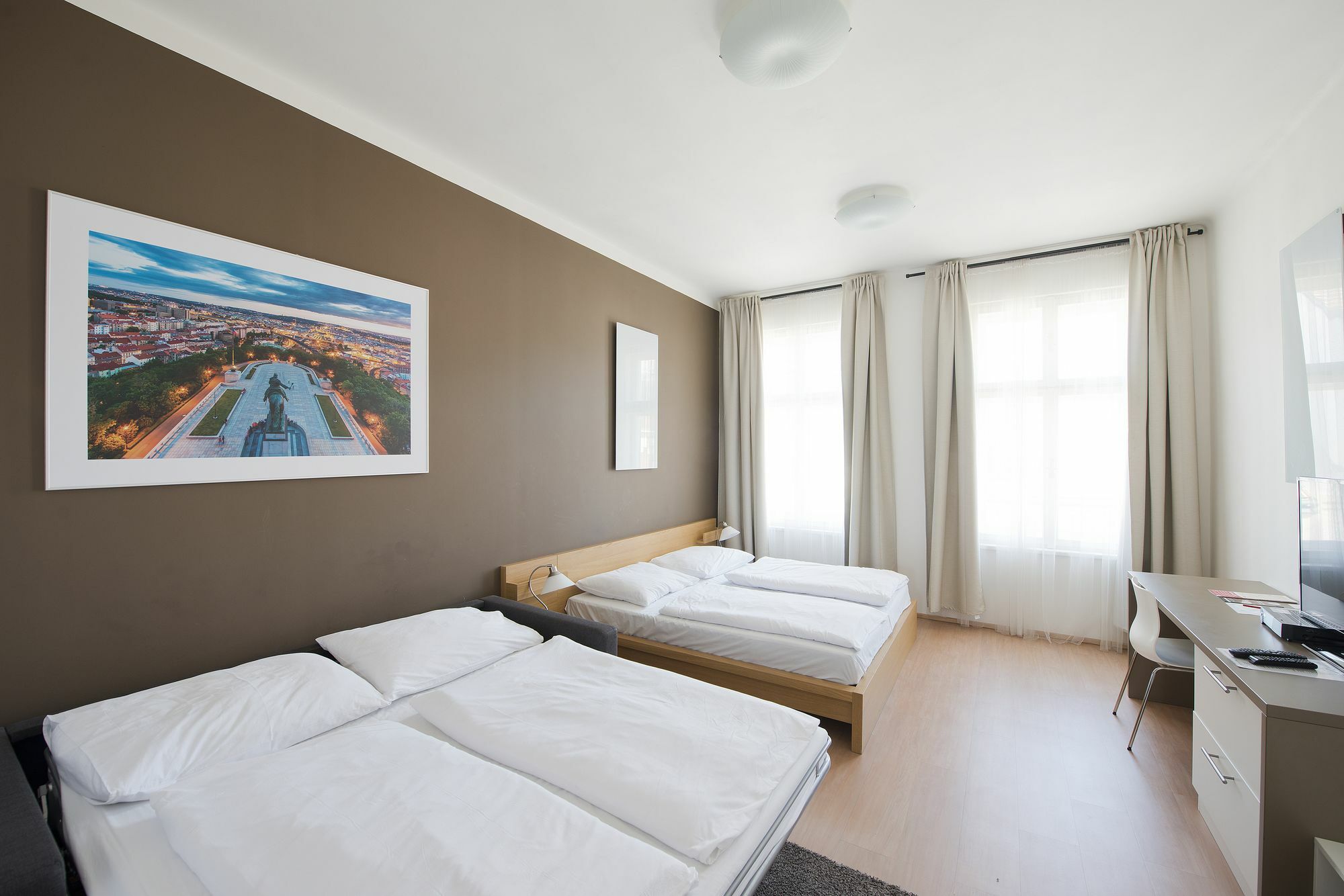Downtown Suites Chlumova براغ المظهر الخارجي الصورة